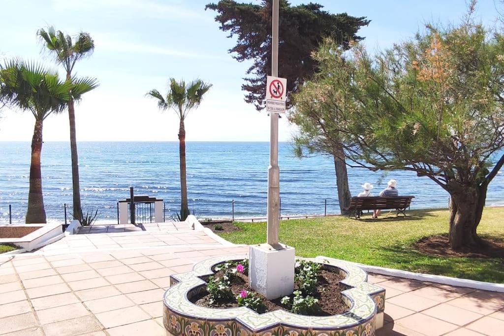 Algaida Beachfront - Seaview Studio Costa Del Sol Apartment Sitio de Calahonda Exterior photo